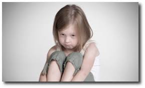 separare si respingere in copilarie